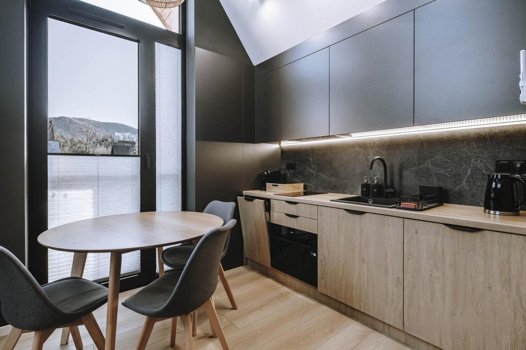 Apartament Cyrhla 17g